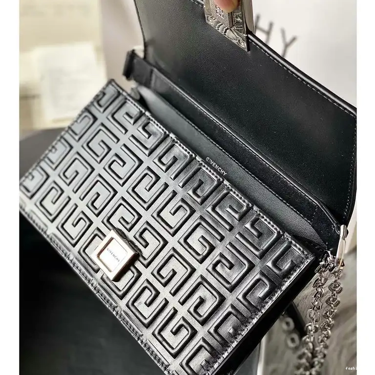 Fashionrep Bag Givenchy 2203RF0022 0823